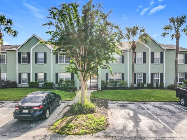 Photo - 2065 Dixie Belle Dr (Orlando, FL) Townhome