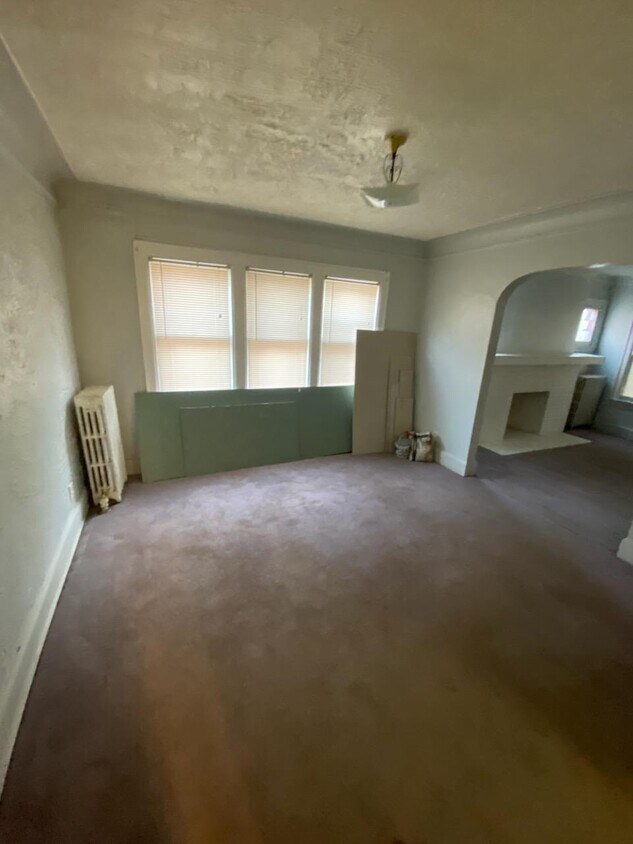 Foto del edificio - 17189 Santa Rosa Dr