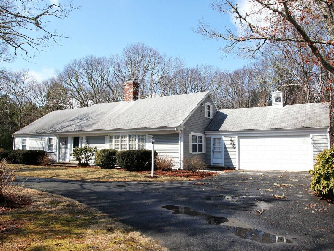 11 Tea Ln, Barnstable, MA 02655 House Rental in Barnstable, MA