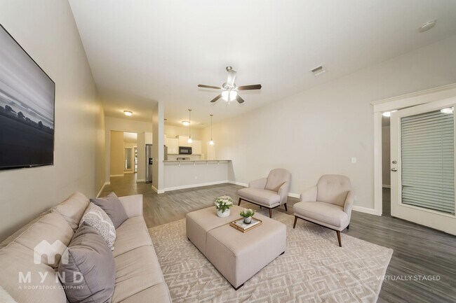 Foto del edificio - 1013 Merlin Dr