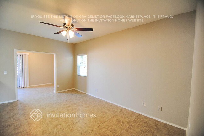 Foto del edificio - 1450 N Birch St