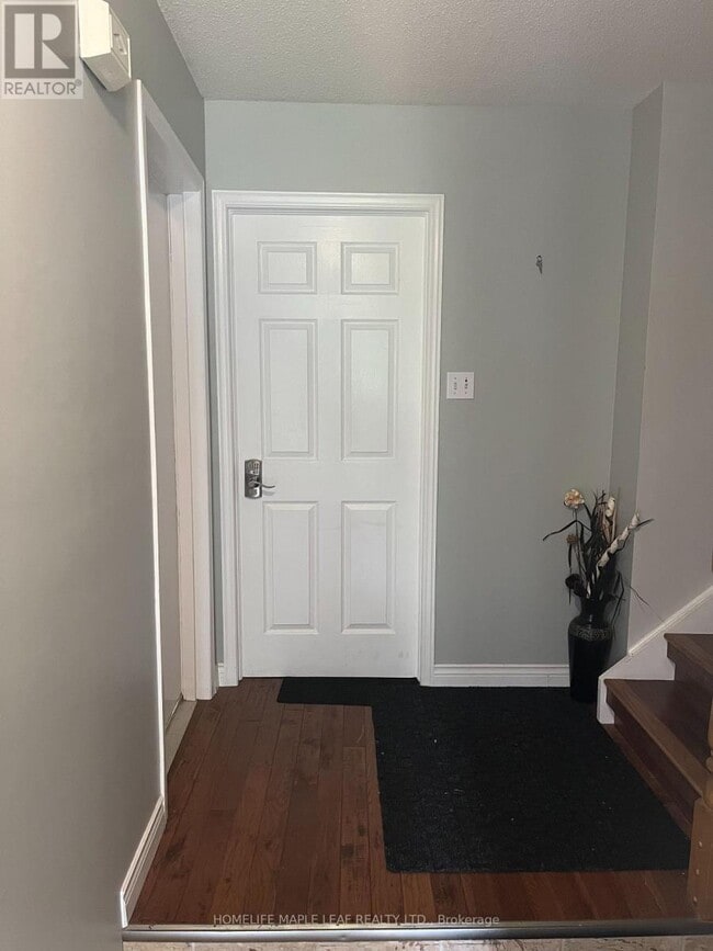 Photo du bâtiment - 14 Old Orchard Glen