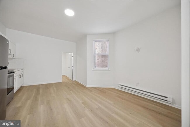 Foto del edificio - 2943 W Oxford St