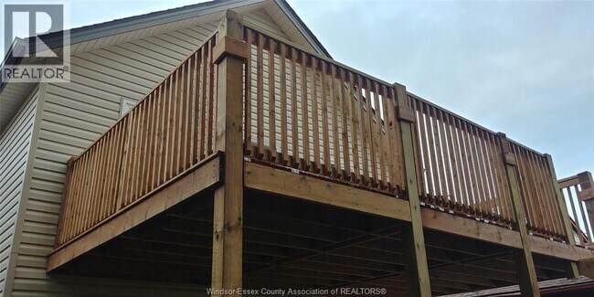 Photo du bâtiment - 372 Louis Ave