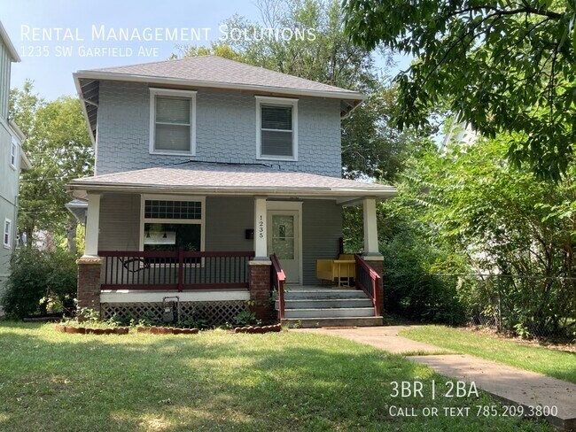 Building Photo - 1235 SW Garfield- 3 BED/2 BATH