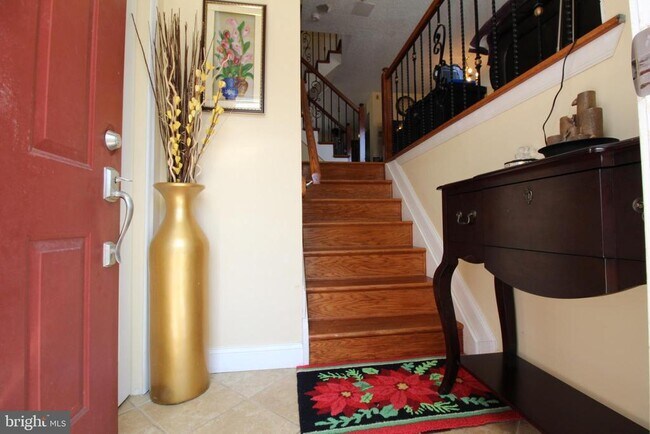 Foto del edificio - 9 Halstead Pl