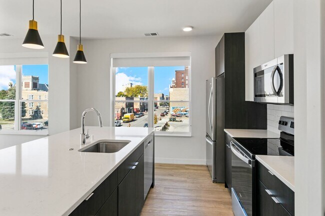 Foto del edificio - 5945 6th Ave