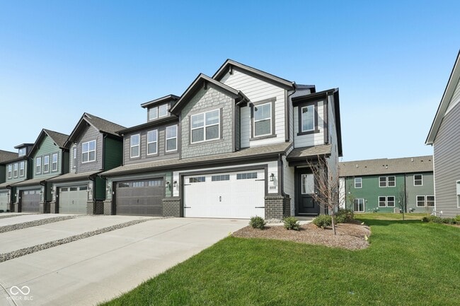 Building Photo - 15246 Swallow Fls Wy