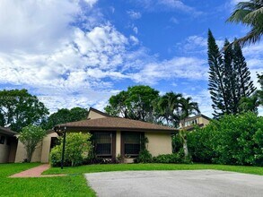 Building Photo - 9119 SW 129th Ln