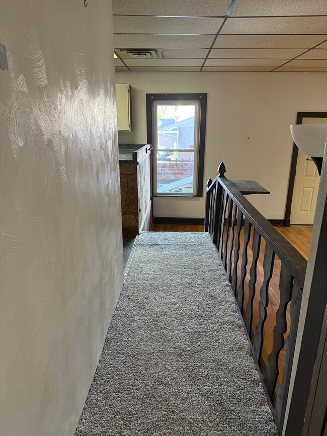 Building Photo - 110 Sunset Hills Ext