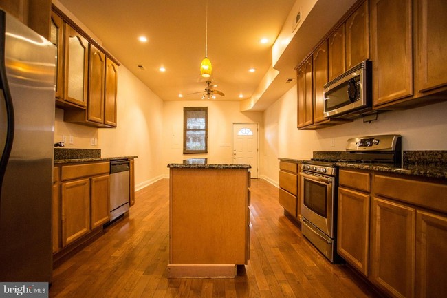 Building Photo - 1468 Woodall St
