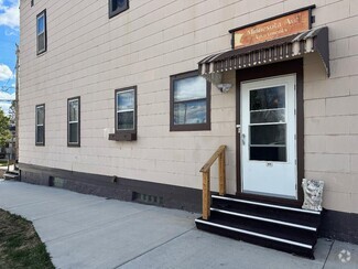 Building Photo - 123 N Broadway Ave