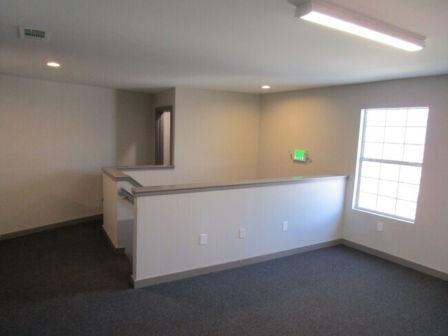 Building Photo - 2533 Cedar Crest Blvd