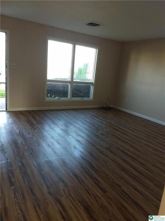 Foto del edificio - 97 E Hillcrest Ln