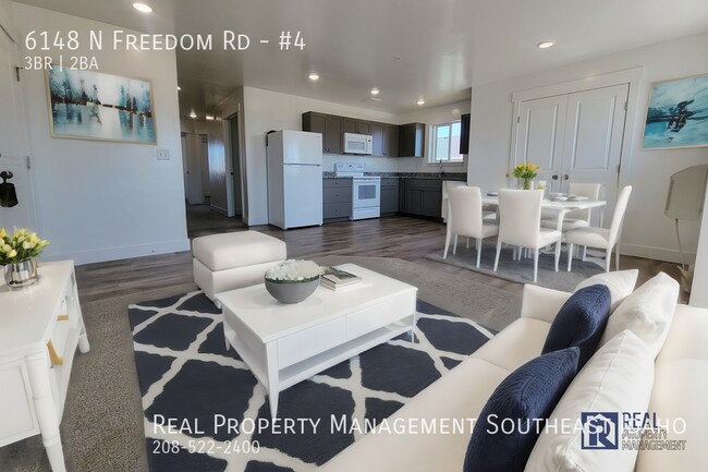 Building Photo - New & Modern 3 Bedroom, 2 Bathroom Apartme...