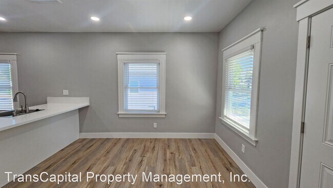 Foto del edificio - 3 br, 1 bath House - 2810 42nd Street