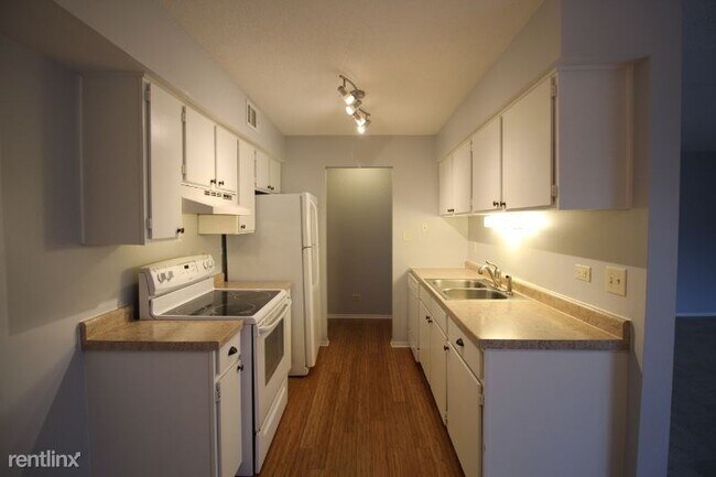 Building Photo - 925 Casey Ct