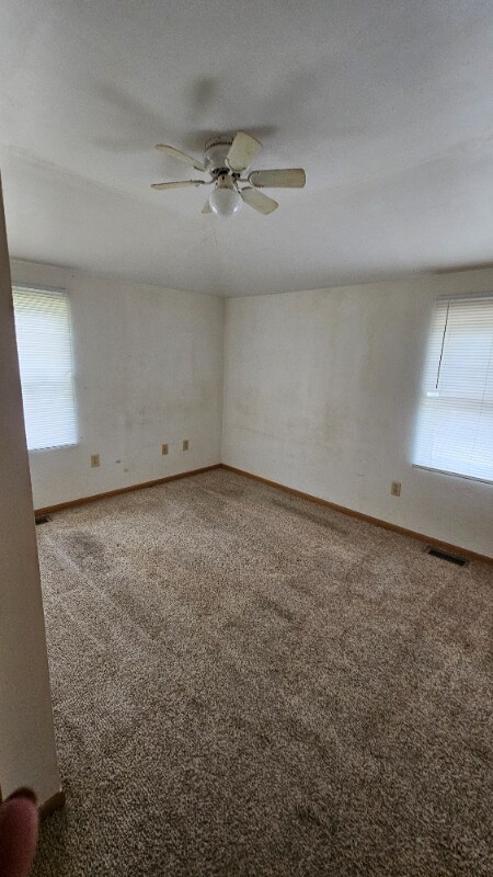 Foto del edificio - 6384 Oakwood Dr