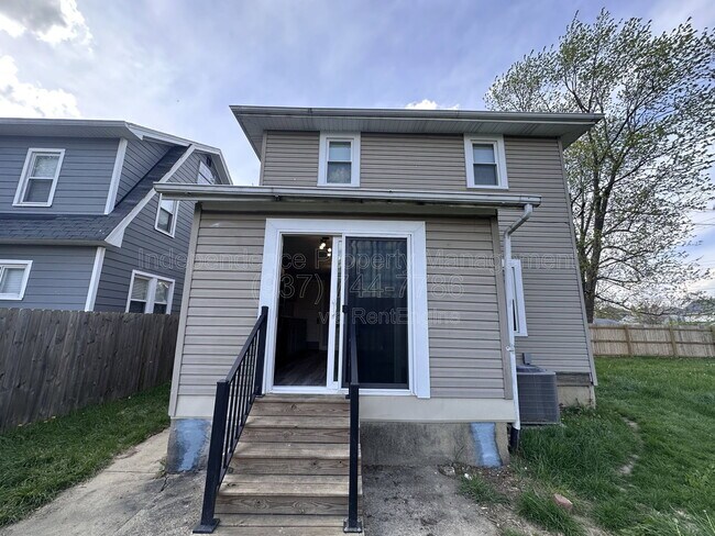 Building Photo - 1020 Walnut Hill Pl