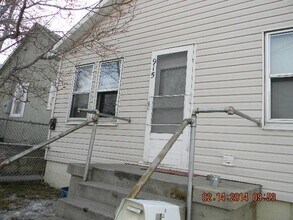 Building Photo - 915 Lee St
