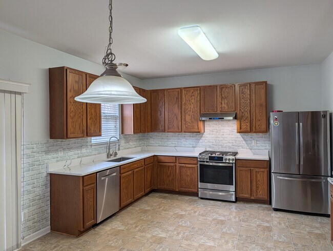 Foto del edificio - 172 Chandler Springs Dr