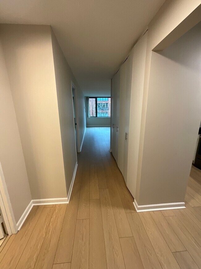 Foto del edificio - 480 N McClurg Ct