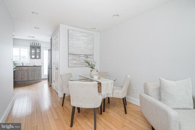 Foto del edificio - 2111 Manton St