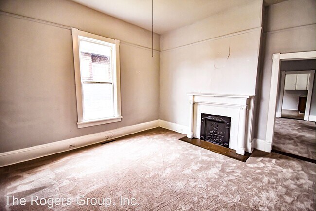 Building Photo - 121 Burwell Ave