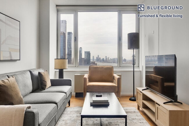 Building Photo - 635 W 42nd St