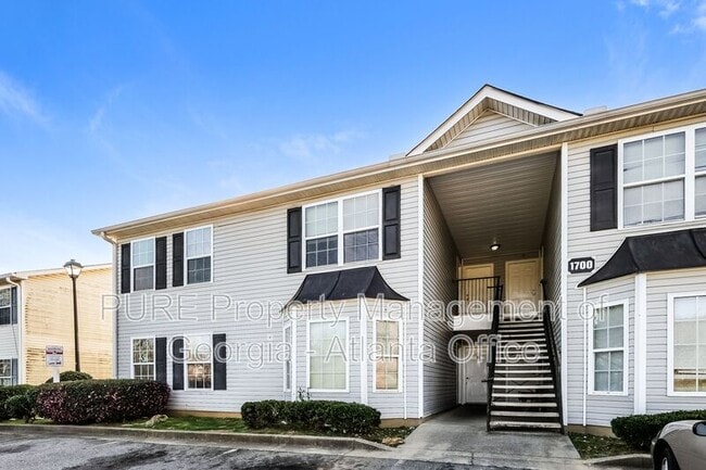 Building Photo - 1706 Stonehaven Cir