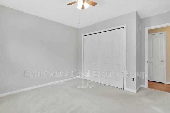 Foto del edificio - 184 Larkspur Ln