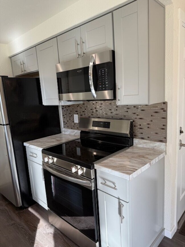 Foto del edificio - Lap of Luxury LLC