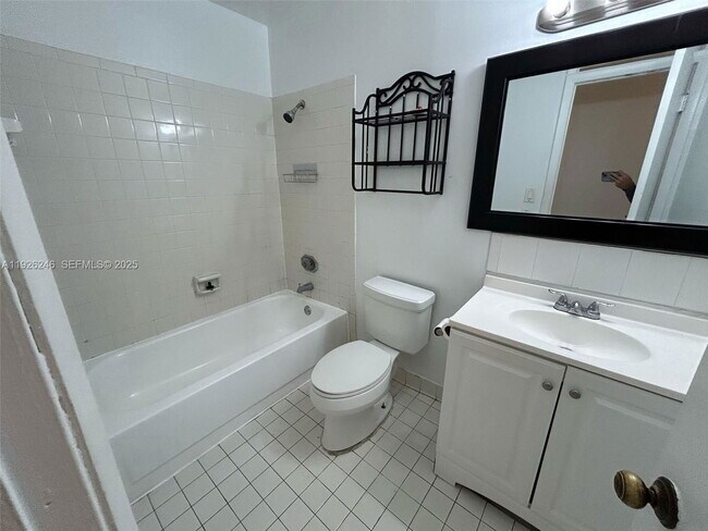 Foto del edificio - 13952 NE 4th Ave