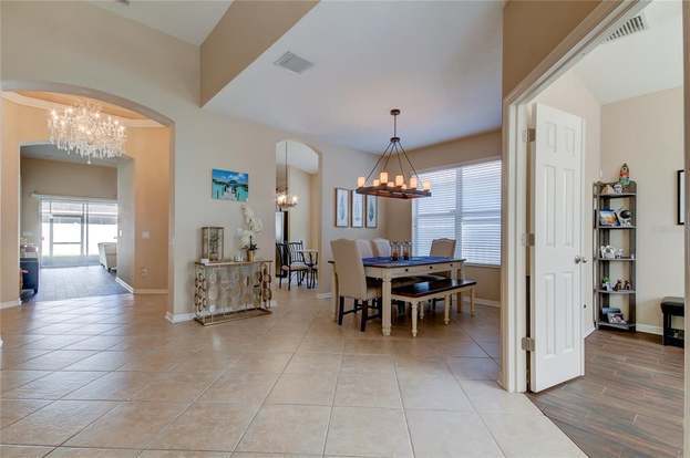 Foto del edificio - 7414 Forest Mere Dr