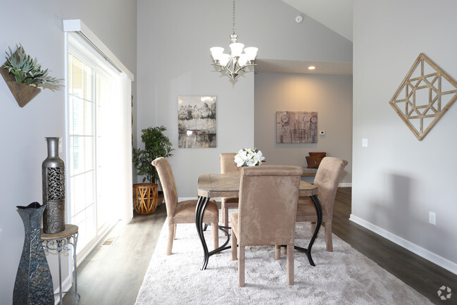 Dining Area - Barberry Cove