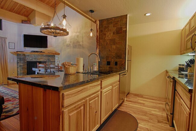 Foto del edificio - ***2023/24 WINTER SKI LEASE NEAR NORTHSTAR...