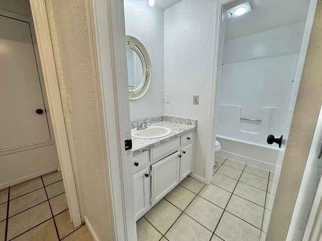 Building Photo - 11365-11367 Walters Ave