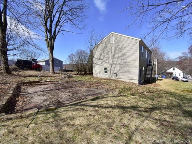 Building Photo - 42 Eastview St