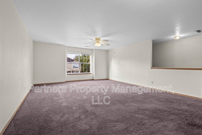 Foto del edificio - 858 S Curtis Ave