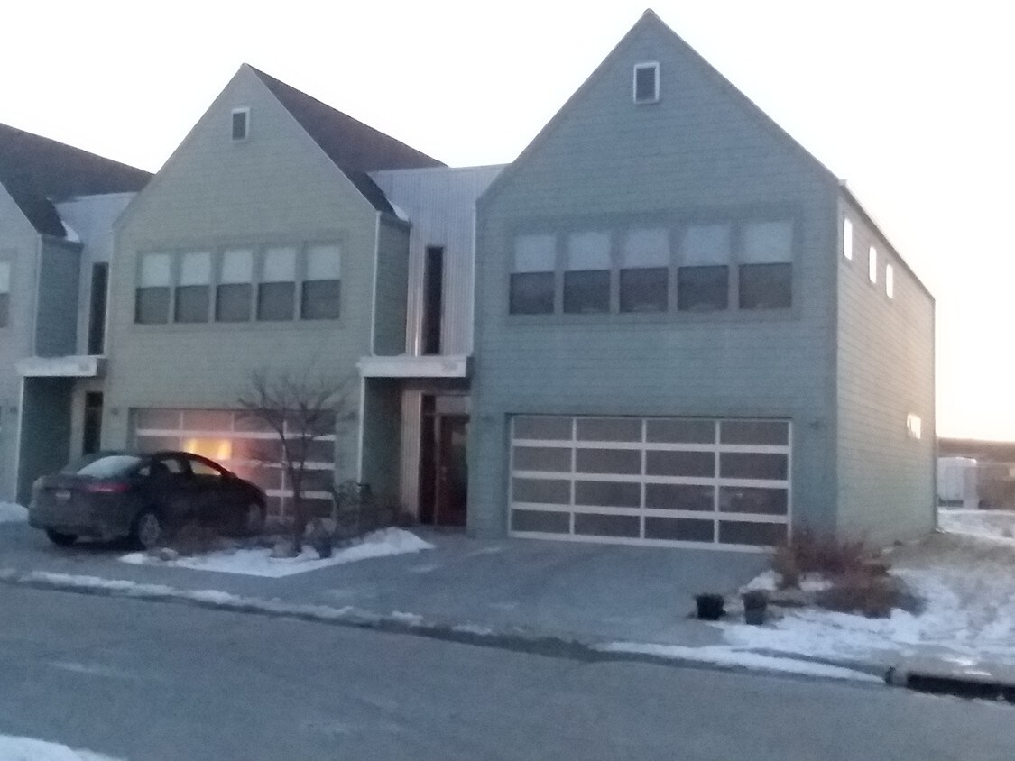 217 Silo Pl, Manhattan, KS 66502 Townhome Rentals in Manhattan KS