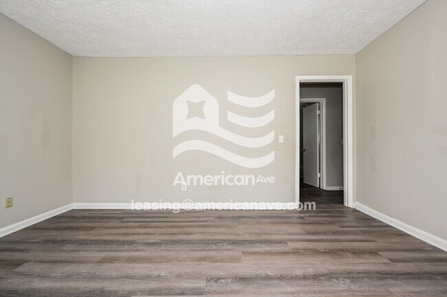 Building Photo - 202 Wallace Dr