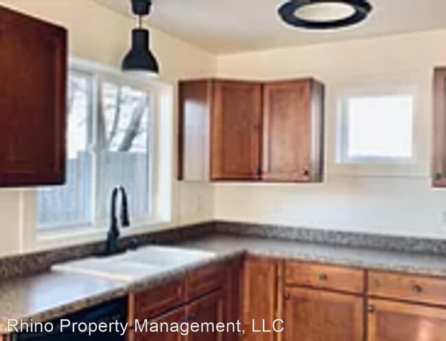 Foto del edificio - 3 br, 2.5 bath House - 239 S 1600 W