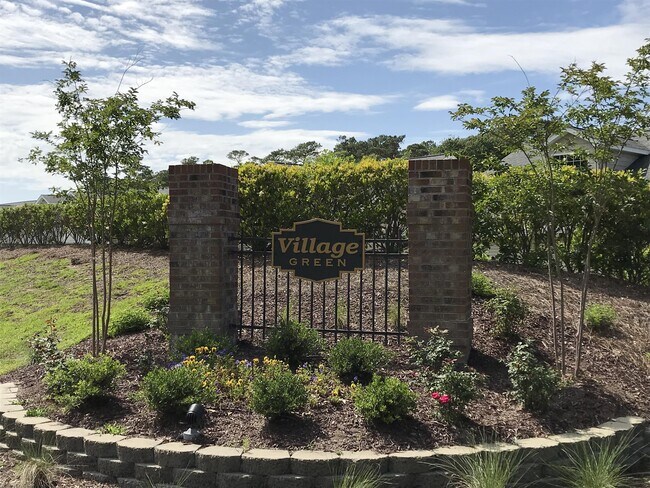 Foto del edificio - 539 Village Green Dr