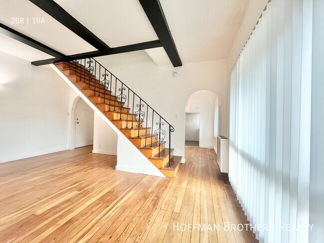Foto del edificio - 1801 N Kingsley Dr