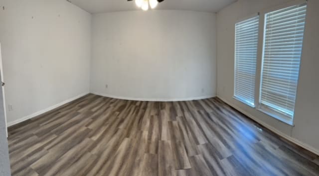 Building Photo - 806 Wildwood Ln