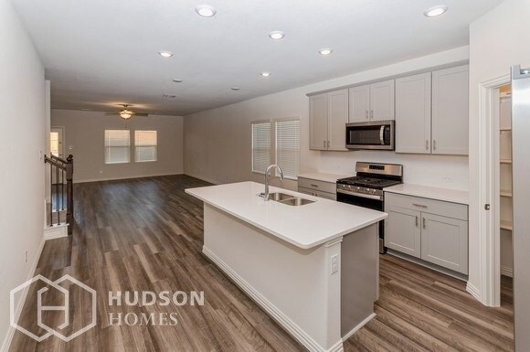 Building Photo - SELF TOUR NOW! - 4432 Cascade Falls Ct, Ro...