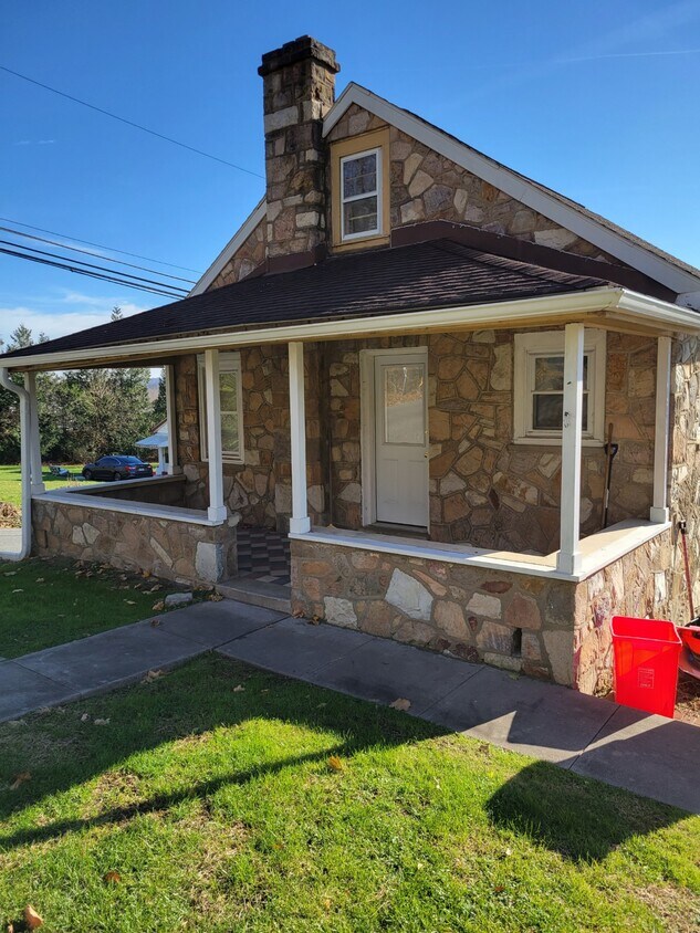 Primary Photo - 2030 Howell Rd