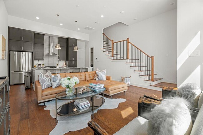 Foto del edificio - 2413 Webster St