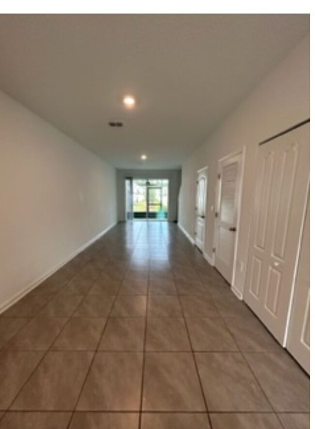 Building Photo - Brand New 3 Bedroom 2.5 Bath Townhome in S...