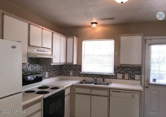 Foto del edificio - 701 Timberlake Trail